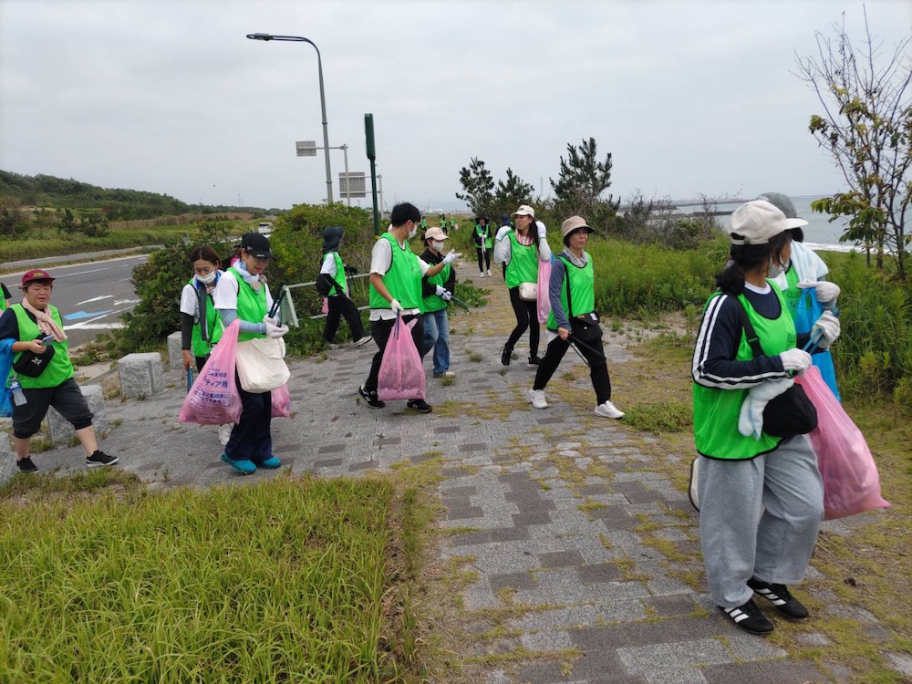 阿字ヶ浦海岸清掃・BBQ　会員・高校生・留学生交流会